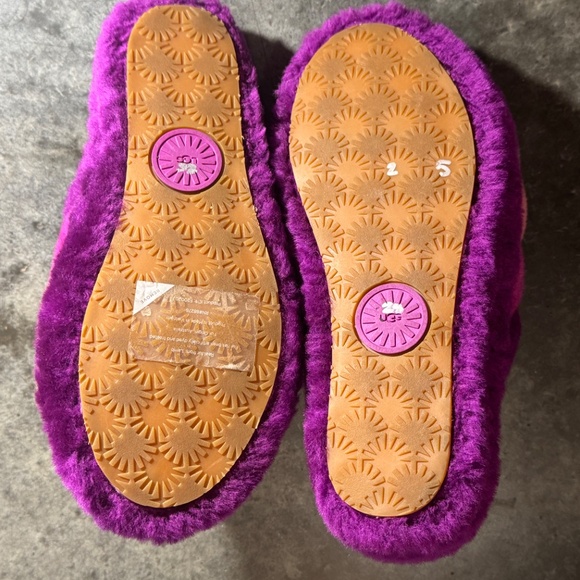 UGG Fluff Yeah Slide - Picture 6 of 8